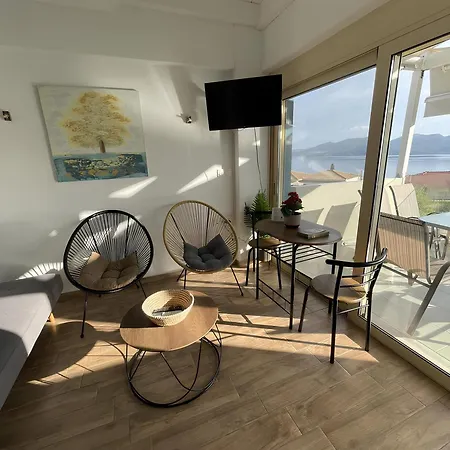 Apartamento Melodia Lefkada Mesonette 3 *